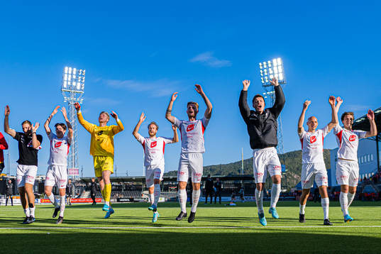 Kasper Holmboe Skaanes, Mathias Lønne Dyngeland, Bård
