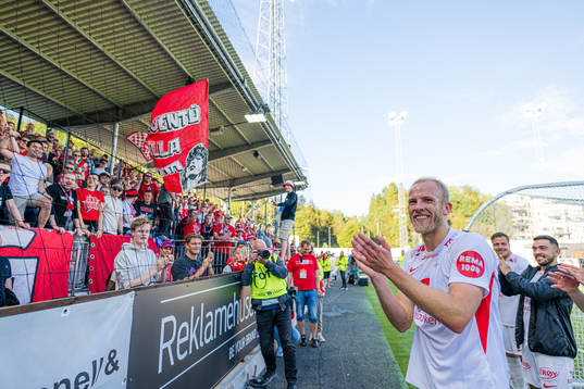 Vegard Leikvoll Moberg of Brann