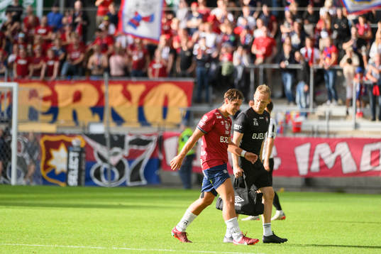 Örgrytes Kevin Ackermann  har ont