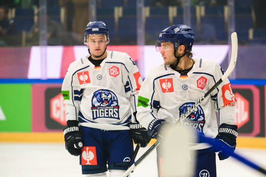 Straubing Tigers Parker Tuomie looks dejected