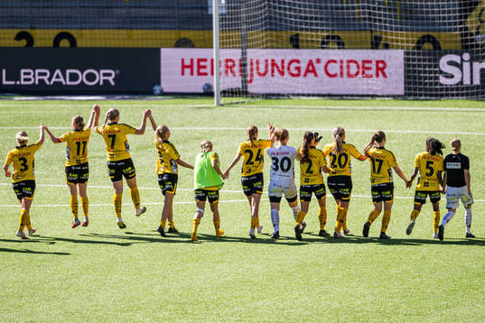Elfsborgs spelare tackar supportrar