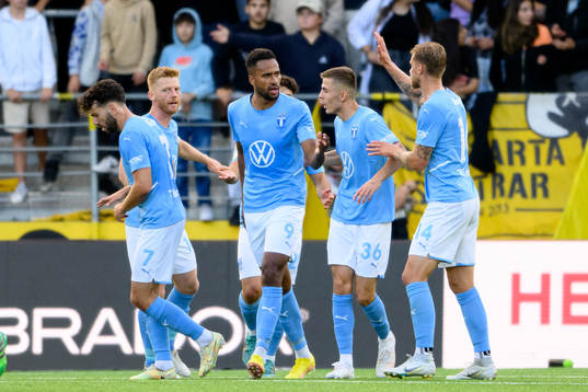 Malmö FFs Isaac Kiese Thelin jublar