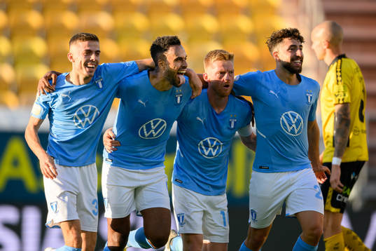 Malmö FFs Isaac Kiese Thelin jublar