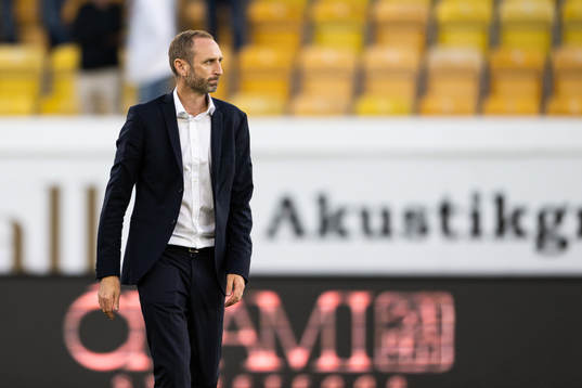 Malmö FFs tränare Andreas Goergson deppar