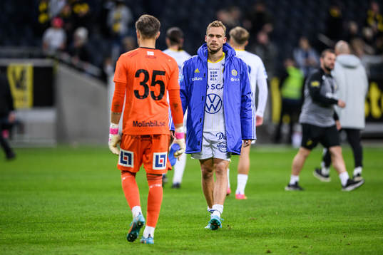 GIF Sundsvalls målvakt Oscar Jonsson och Pontus Engblom