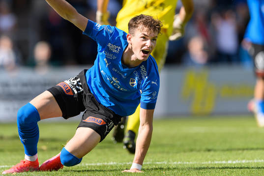 Halmstads Alexander Johansson jublar