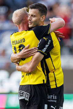 Häckens Mikkel Rygaard Jensen och Alexander Jeremejeff