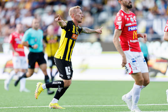 Häckens Mikkel Rygaard Jensen jublar