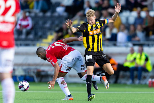 Degerfors Omar Faraj och Häckens Samuel Gustafson