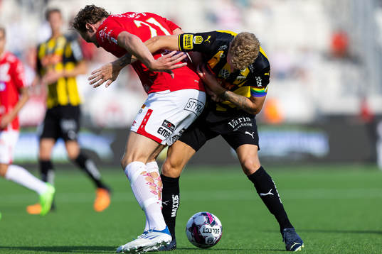 Degerfors Adam Carlen och Häckens Samuel Gustafson