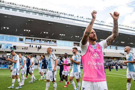 Djurgårdens Magnus Eriksson jublar