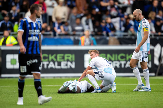 Djurgårdens Joel Asoro har ont