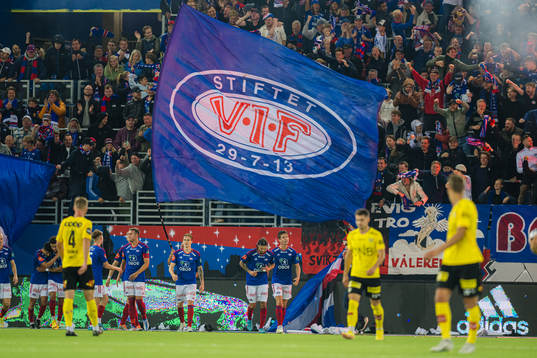 Torgeir Børven of Vålerenga celebrates