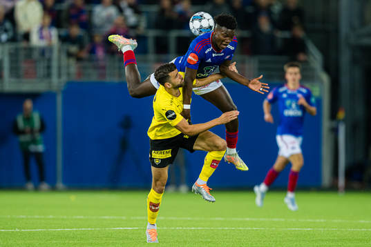 Vetle Winger Dragsnes of Lillestrøm and Seedy Jatta of