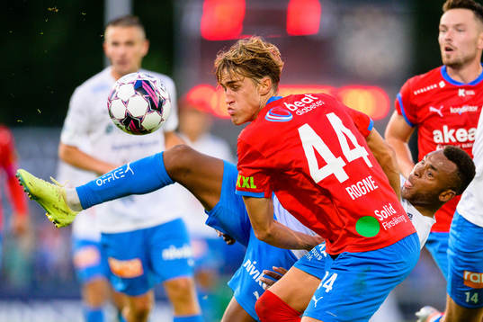 Helsingborgs Thomas Rogne och Värnamos Abdussalam Magashy