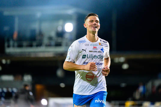 Värnamos Marcus Antonsson jublar