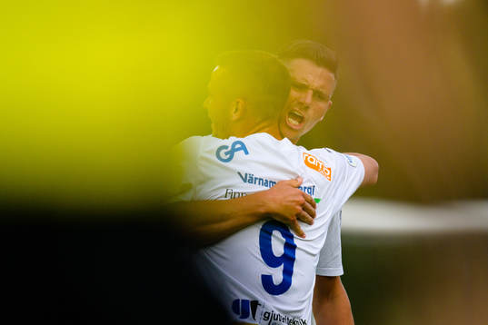 Värnamos Marcus Antonsson jublar
