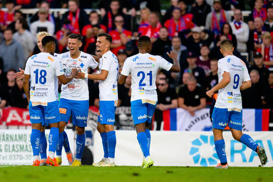Värnamos Marcus Antonsson jublar