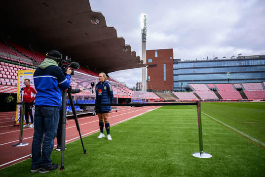Peter Gerhardsson, head coach and Magdalena Eriksson of the