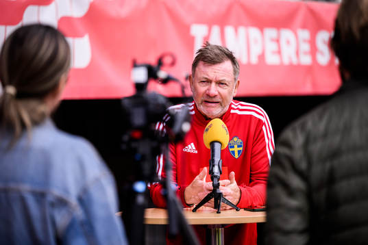 Peter Gerhardsson, head coach of the Swedish women's