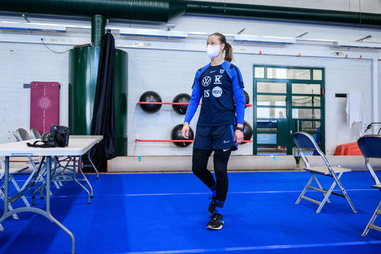goalkeeper Tinja-Riikka Korpela of Finland's women's