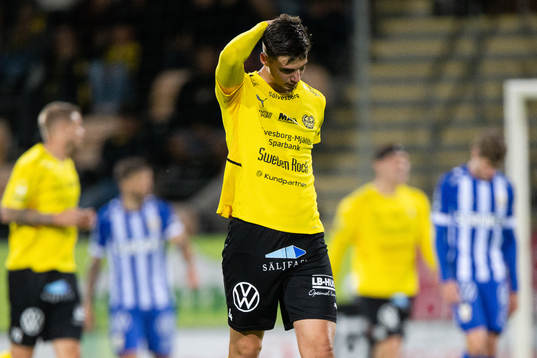 Mjällbys Noah Eile deppar