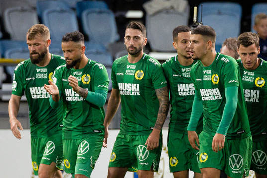 Hammarbys Nahir Besara jublar