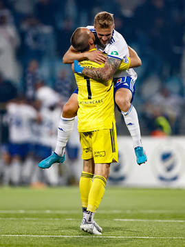 IFK Norrköpings målvakt Oscar Jansson och Marco Lund
