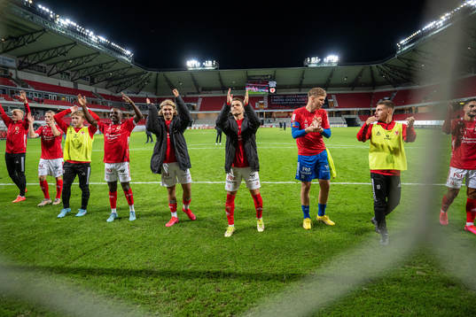 Bläddra bland fler bilder av Fotboll, Allsvenskan, Kalmar - Varberg
