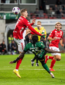 Kalmars Davíd Kristján Ólafsson och Varbergs Gideon