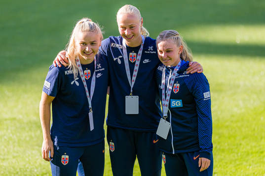 Anna Langås Jøsendal, Sara Hørte and Emilie Marie Joramo