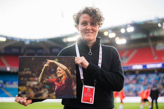 Isabell Herlovsen at half-time break