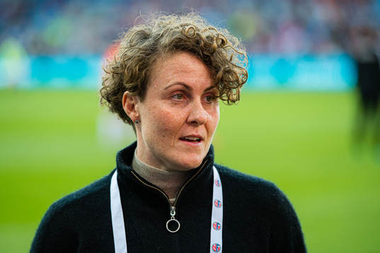 Isabell Herlovsen at half-time break
