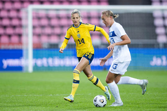Nathalie Björn of Sweden and Jenny-Julia Danielsson of