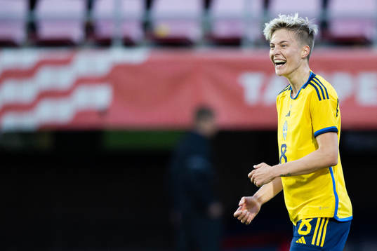 Lina Hurtig of Sweden celebrates the 0-2 goal
