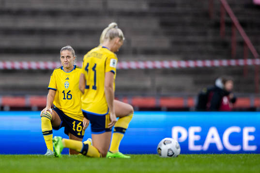 Filippa Angeldahl and Stina Blackstenius of Sweden takes a