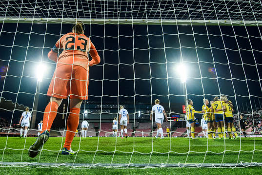 Fridolina Rolfö of Sweden celebrate with teammates