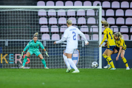 goalkeeper Jennifer Falk of Sweden