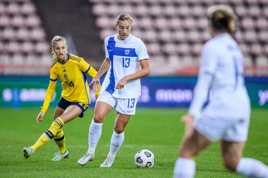 Nathalie Björn of Sweden and Jenny-Julia Danielsson of
