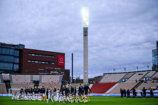 Players of Finland and of Sweden