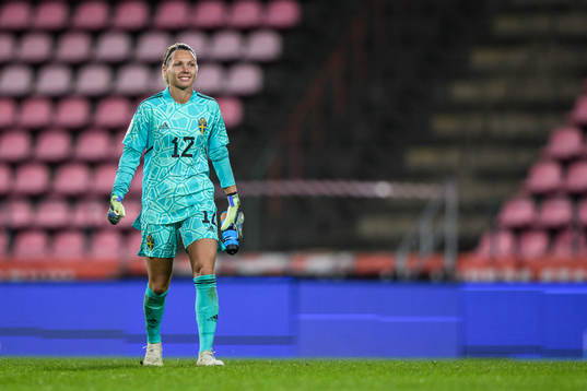 goalkeeper Jennifer Falk of Sweden