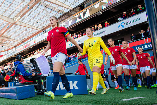 Maren Nævdal Mjelde, Aurora Mikalsen and Tuva Hansen of