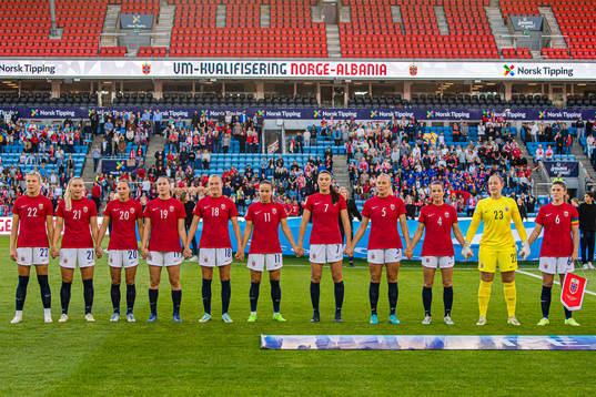 Sophie Roman Haug, Anna Langås Jøsendal, Marit Bratberg