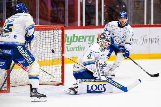 Leksands målvakt Kasimir Kaskisuo släpper in 3-1 från