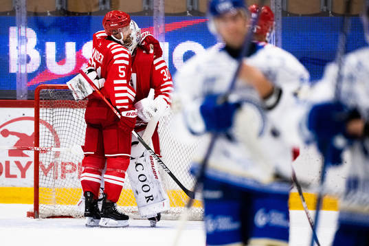Timrås Anton Lander och målvakt Jacob Johansson