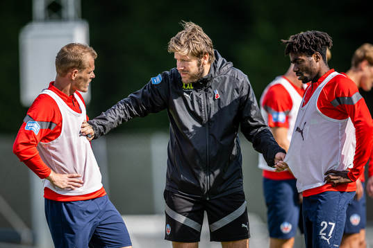 Philip Rejnhold, assisterande tränare Max Lindén och