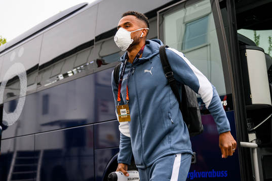 Isaac Kiese Thelin of Malmö FF arrives