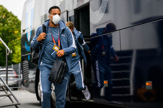 Martin Olsson of Malmö FF arrives