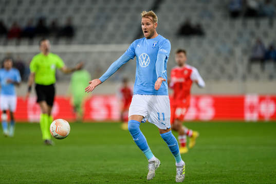 Ola Toivonen of Malmö FF reacts