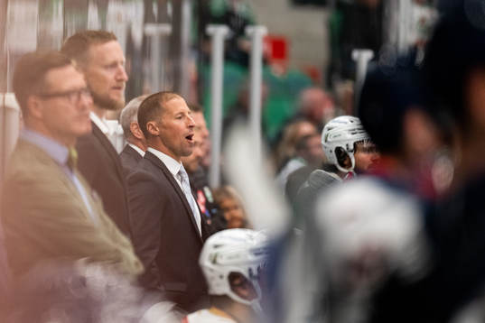 Head coach Cam Abbott of Rögle